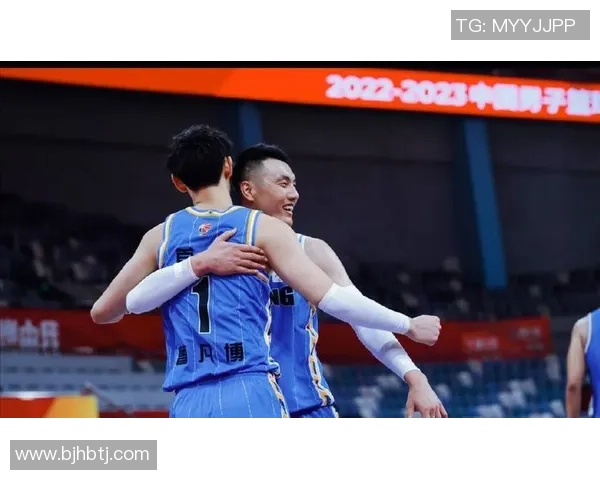 西安排球队凭借88分稳居精英赛积分榜首位竞争激烈引人关注